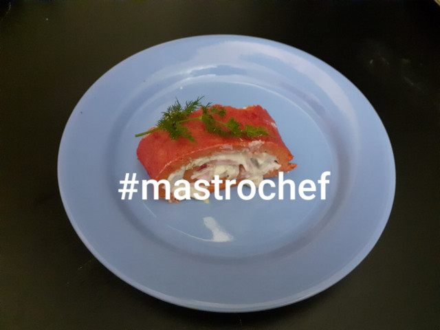 Ρολά Ρέγγας σε γούνινο παλτό